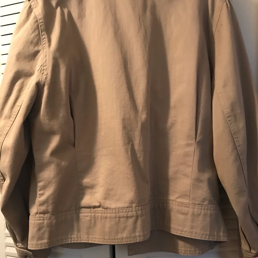 Jacket - Picture 4 of 5